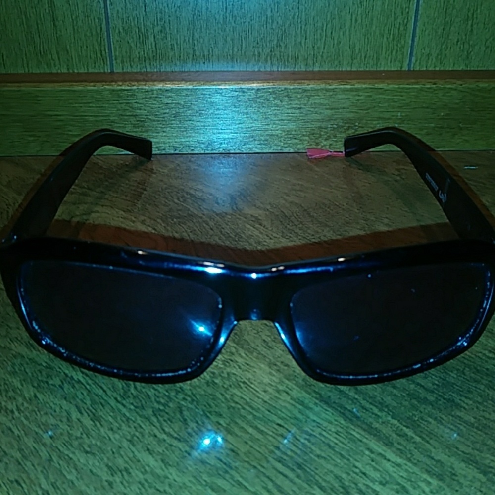 3 sunglasses - Picture 3 of 4